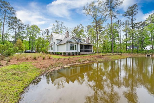 111 Peninsula Drive, Ravenel, SC 29470