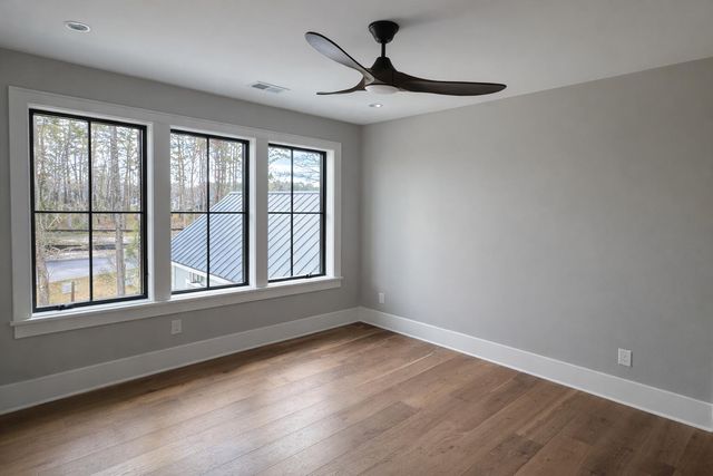 111 Peninsula Drive, Ravenel, SC 29470