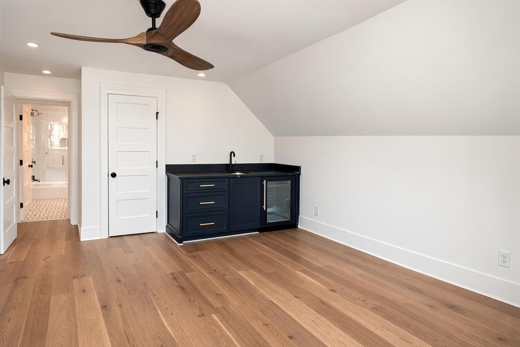 Image 24 of property listing at 111 Peninsula Drive, Ravenel, SC 29470