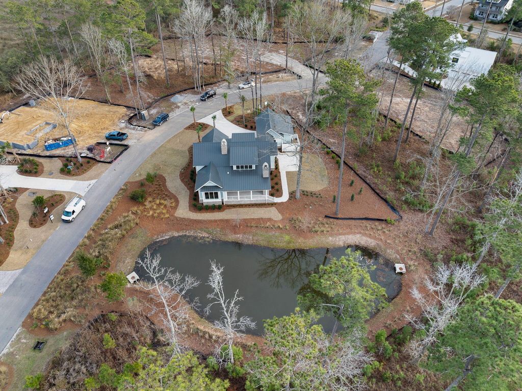 Image 28 of property listing at 111 Peninsula Drive, Ravenel, SC 29470