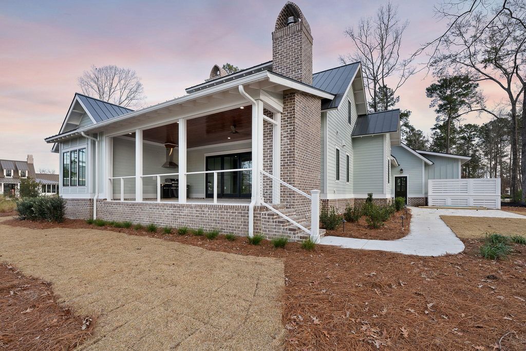 Image 32 of property listing at 111 Peninsula Drive, Ravenel, SC 29470
