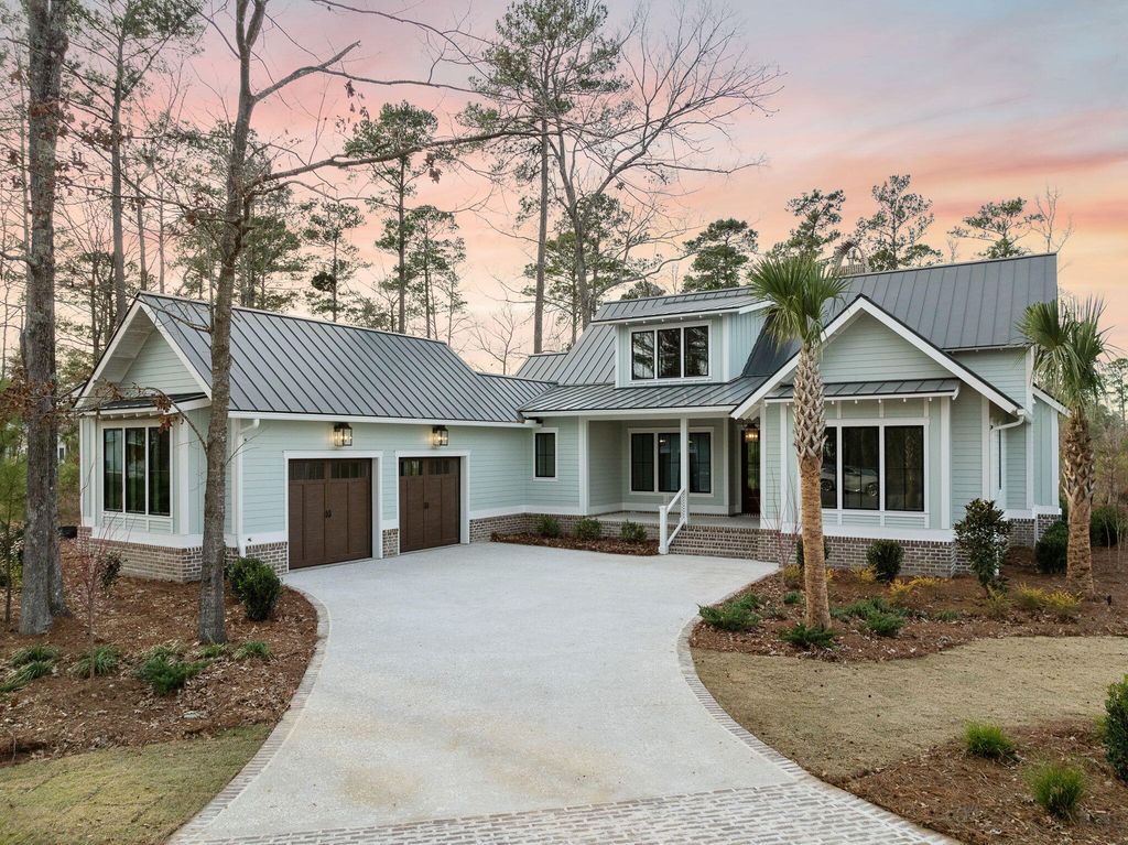 Image 40 of property listing at 111 Peninsula Drive, Ravenel, SC 29470
