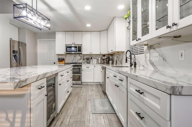 16310 Cobble Springs Court, Sugar Land, TX 77498