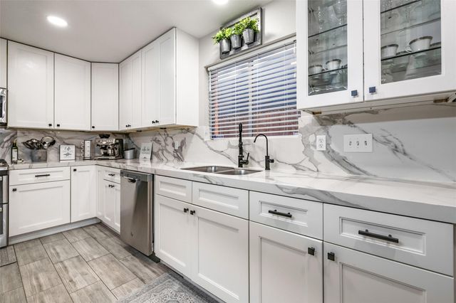 16310 Cobble Springs Court, Sugar Land, TX 77498