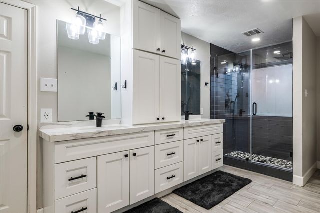 16310 Cobble Springs Court, Sugar Land, TX 77498