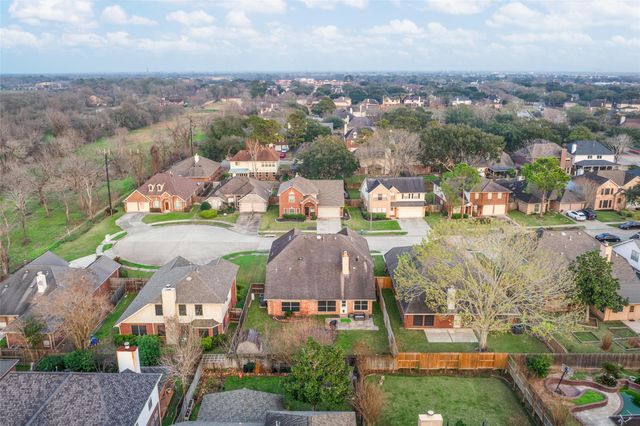 16310 Cobble Springs Court, Sugar Land, TX 77498