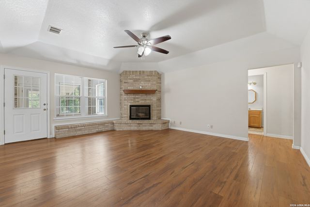238 Deer Ridge, La Vernia, TX 78121