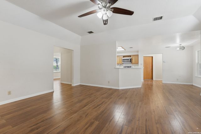 238 Deer Ridge, La Vernia, TX 78121