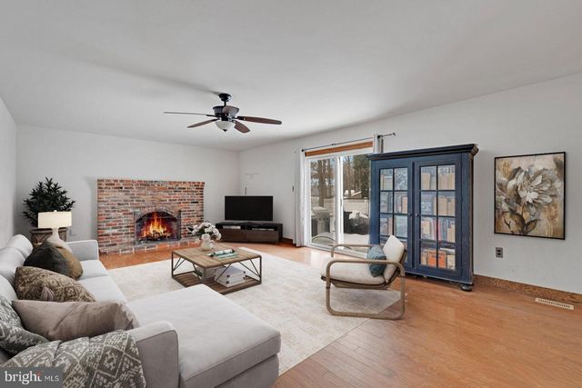 9 WHIPPLE WAY, Sewell, NJ 08080