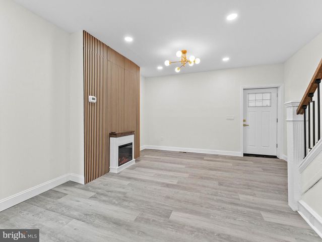 5422 REGENT ST, Philadelphia, PA 19143