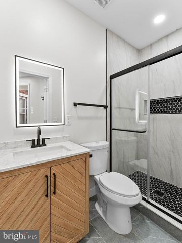 5422 REGENT ST, Philadelphia, PA 19143