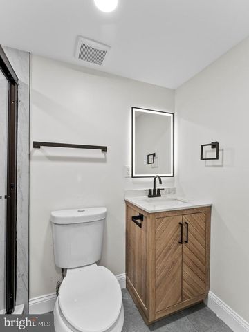 5422 REGENT ST, Philadelphia, PA 19143