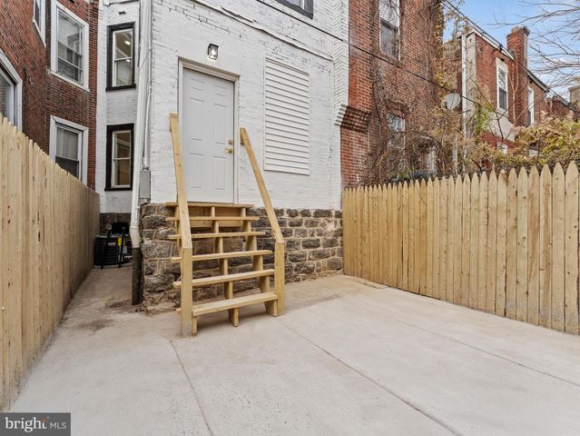 5422 REGENT ST, Philadelphia, PA 19143