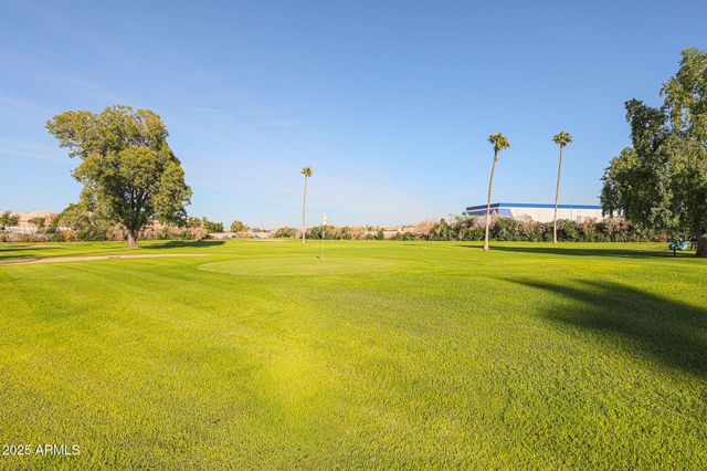 2650 W UNION HILLS Drive 25, Phoenix, AZ 85027