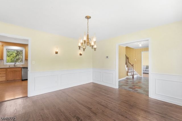 8 Patriot Rd, Peapack Gladstone Boro, NJ 07934