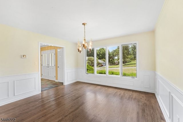 8 Patriot Rd, Peapack Gladstone Boro, NJ 07934