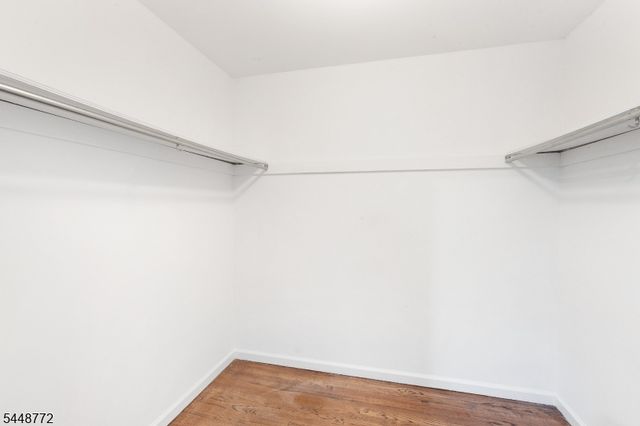 8 Patriot Rd, Peapack Gladstone Boro, NJ 07934