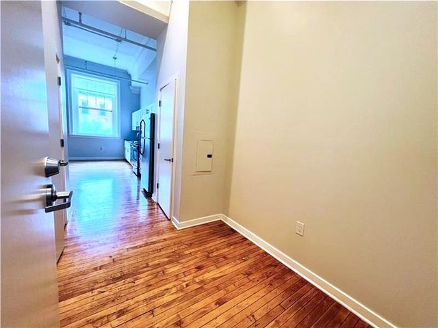 212 45th St 2D, Lawrenceville, PA 15201