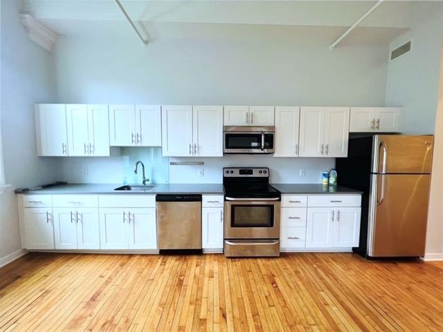 212 45th St 2D, Lawrenceville, PA 15201