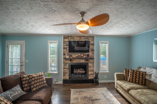 309 Skyline Dr, White House, TN 37188