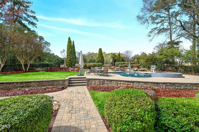 6701 Foxfire Place, Raleigh, NC 27615