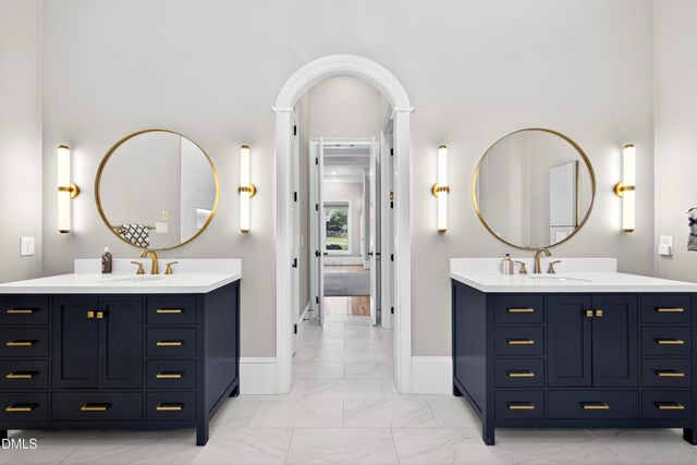 6701 Foxfire Place, Raleigh, NC 27615