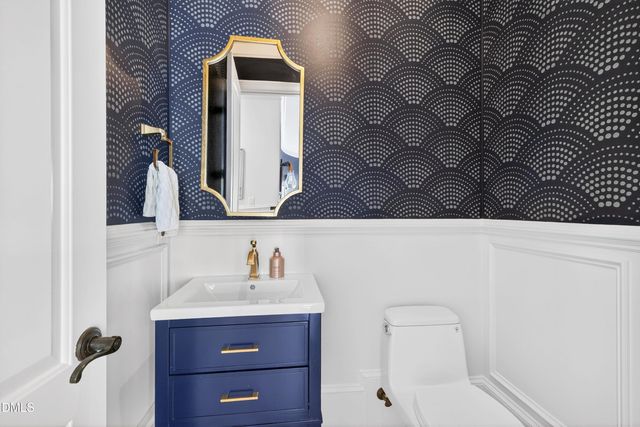 6701 Foxfire Place, Raleigh, NC 27615