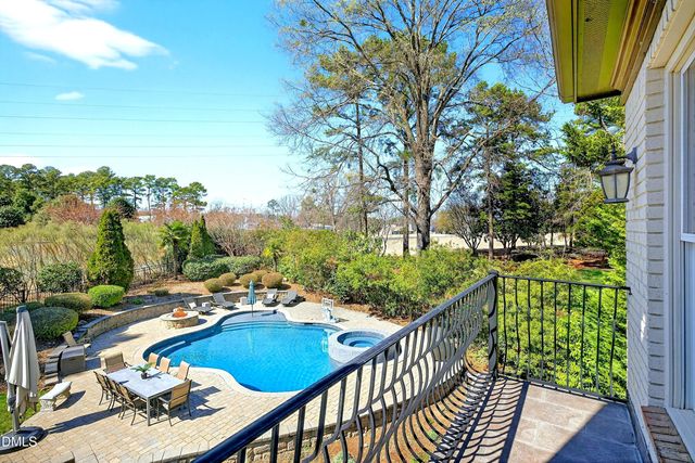 6701 Foxfire Place, Raleigh, NC 27615