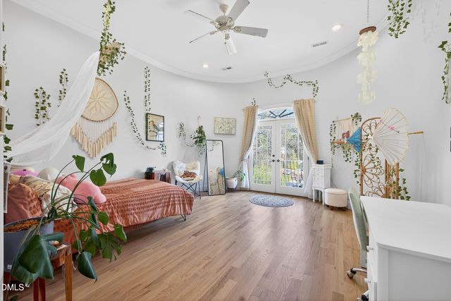 6701 Foxfire Place, Raleigh, NC 27615