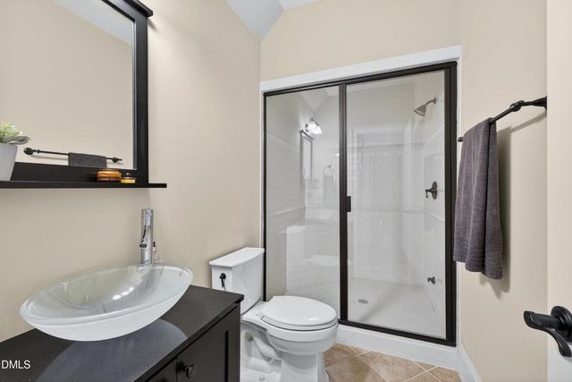 6701 Foxfire Place, Raleigh, NC 27615