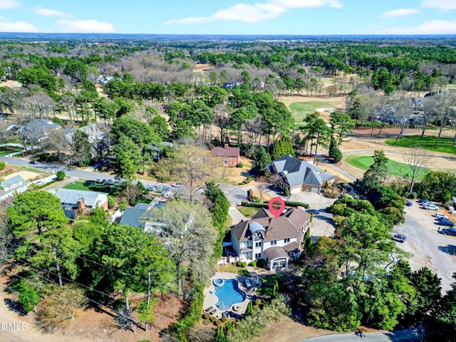 6701 Foxfire Place, Raleigh, NC 27615