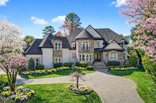 6701 Foxfire Place, Raleigh, NC 27615