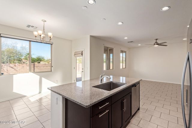 4400 S Saginaw Hill Drive, Tucson, AZ 85746