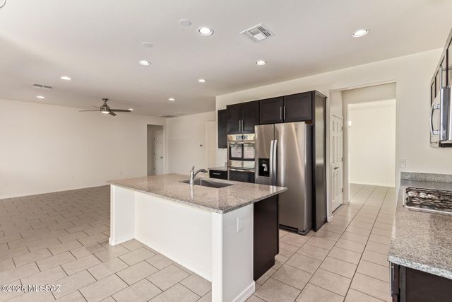 4400 S Saginaw Hill Drive, Tucson, AZ 85746