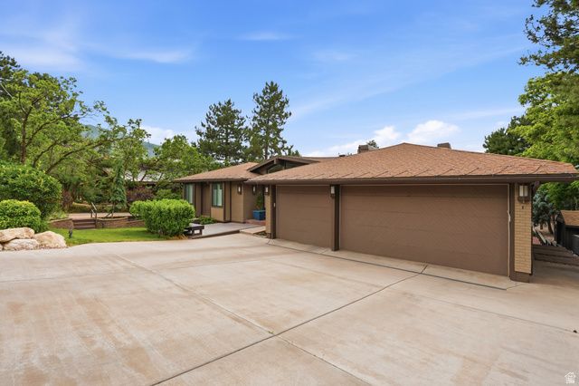 6313 BYBEE DR, Uintah, UT 84403