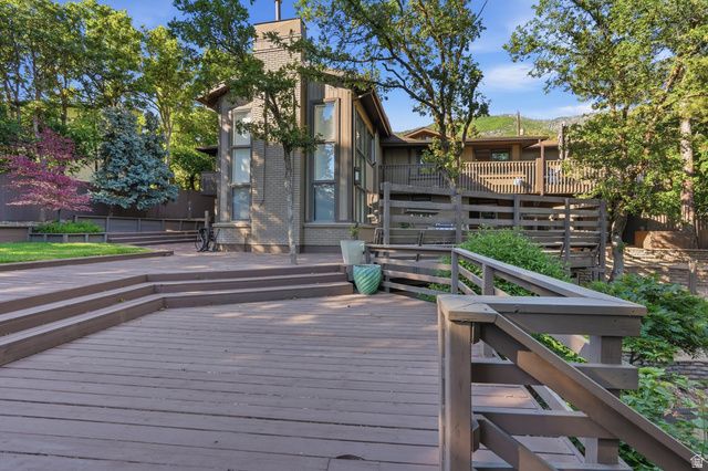 6313 BYBEE DR, Uintah, UT 84403