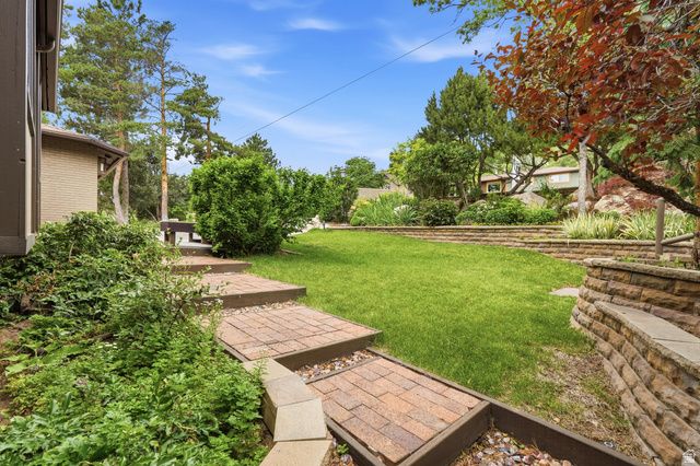 6313 BYBEE DR, Uintah, UT 84403
