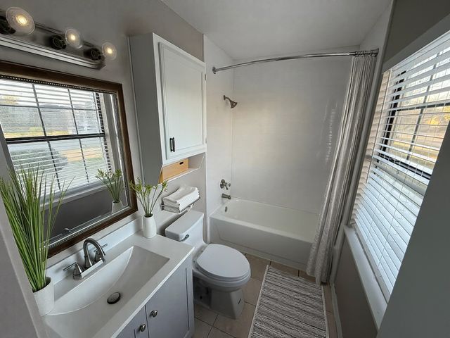 409-411 Dollins Street, Cedar Hill, TX 75104