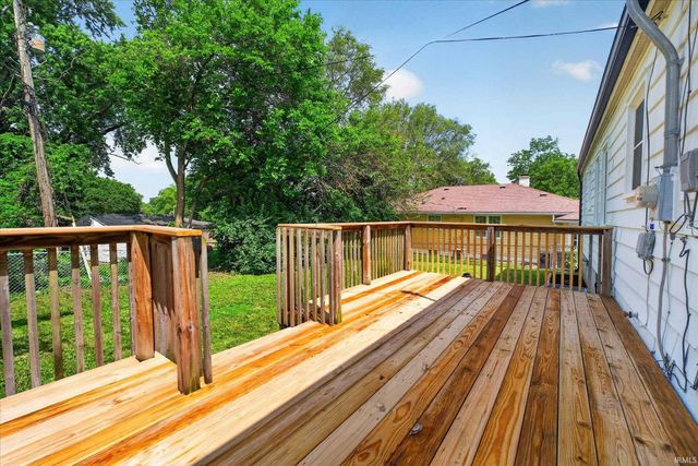 1123 Hedgewood Drive, Lafayette, IN 47904