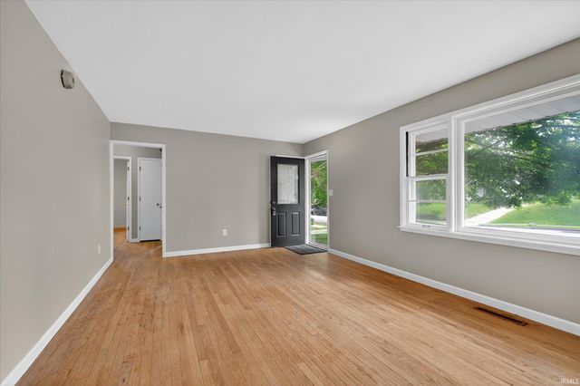 1123 Hedgewood Drive, Lafayette, IN 47904