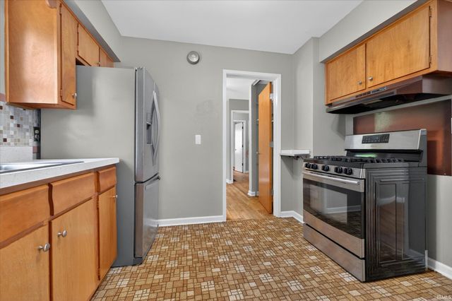 1123 Hedgewood Drive, Lafayette, IN 47904