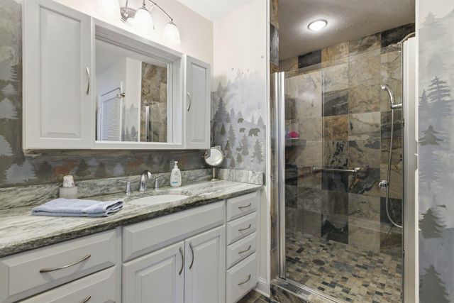 6 High Point Road, Laconia, NH 03246