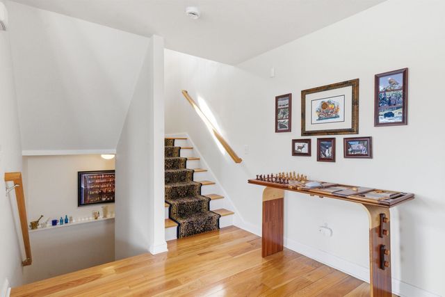 6 High Point Road, Laconia, NH 03246