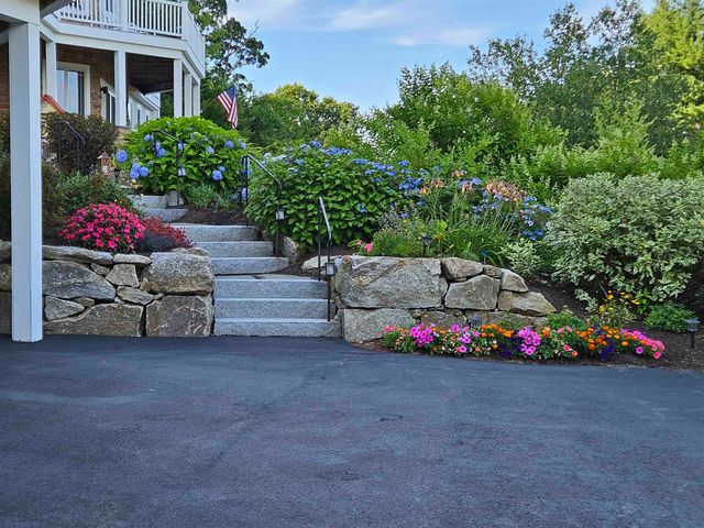 6 High Point Road, Laconia, NH 03246