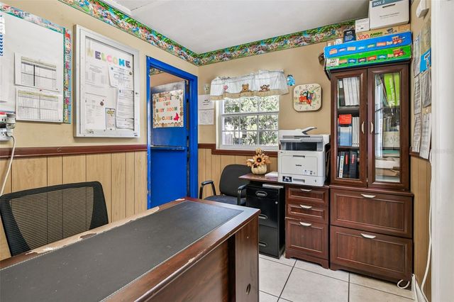 9912 N MYRTLE STREET, Tampa, FL 33617