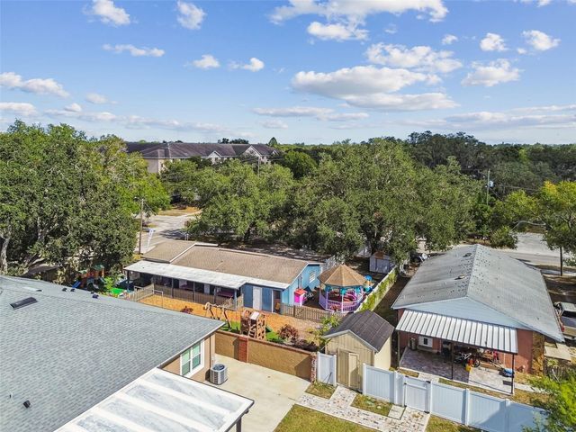 9912 N MYRTLE STREET, Tampa, FL 33617