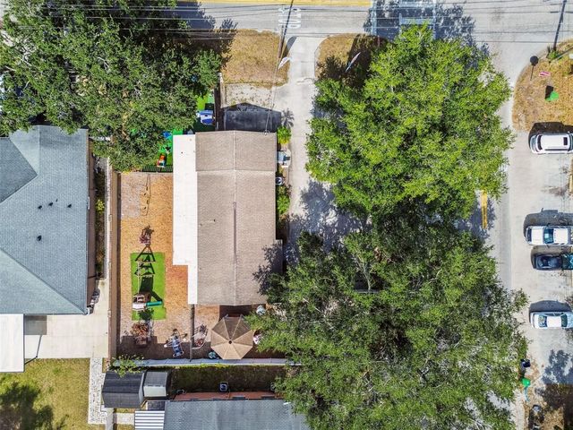 9912 N MYRTLE STREET, Tampa, FL 33617