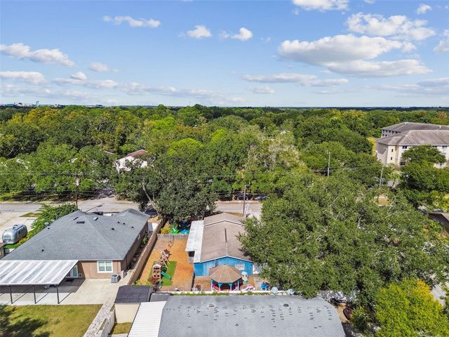 9912 N MYRTLE STREET, Tampa, FL 33617