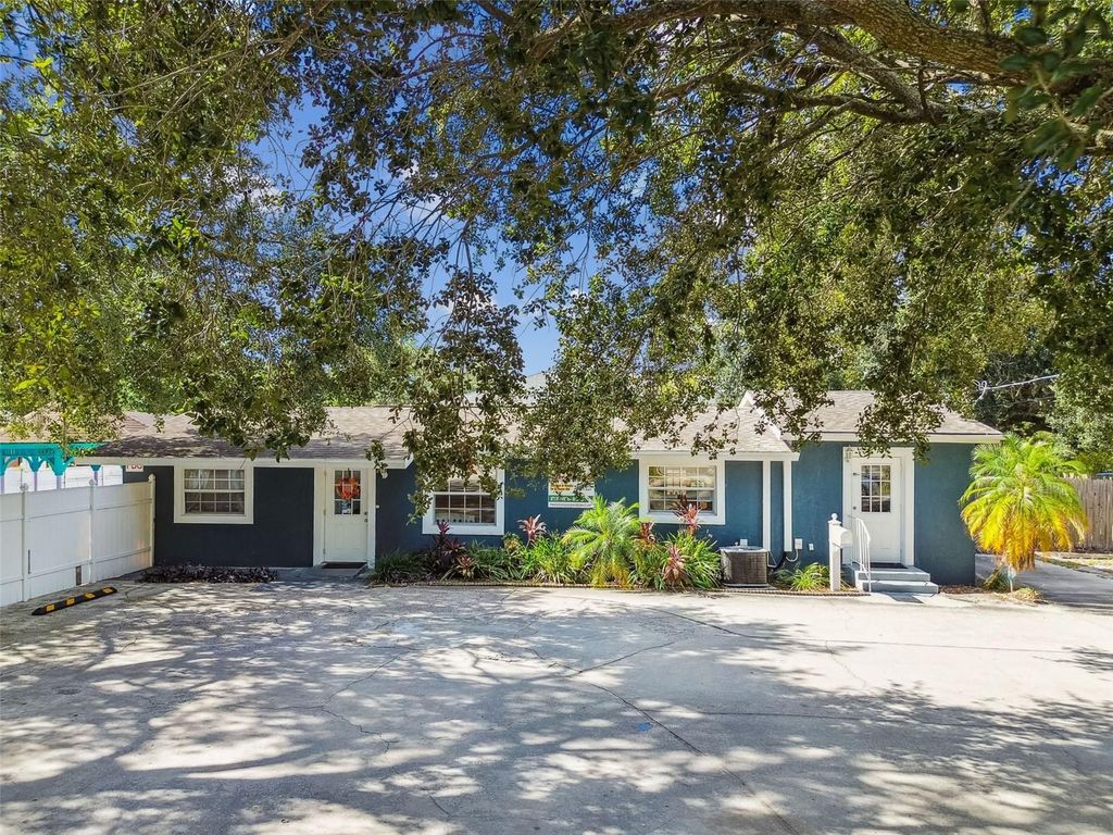 Image 54 of property listing at 9912 N MYRTLE STREET, Tampa, FL 33617