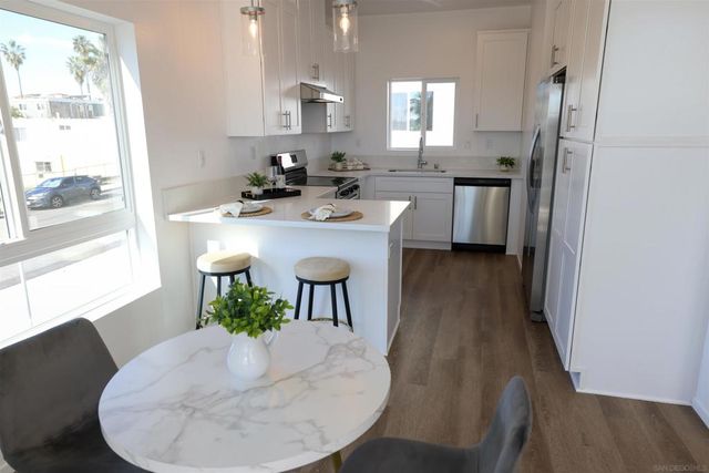 4956 Ocean View Blvd, San Diego, CA 92113